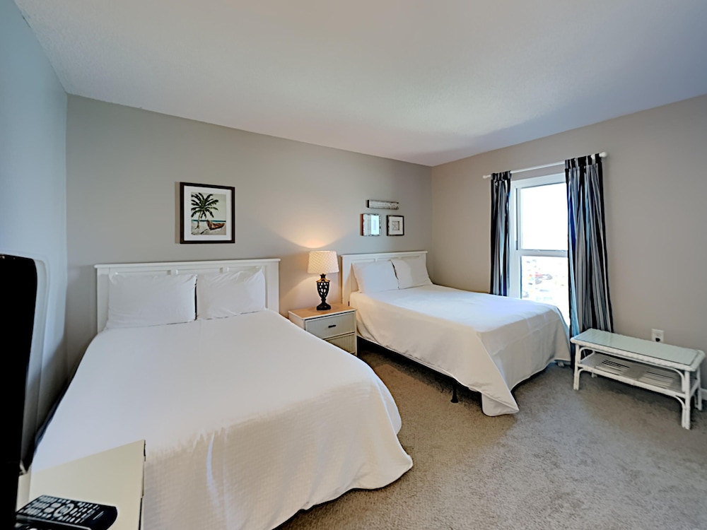 Emerald Isle Fort Walton Beach by Southern Vacation Rentals