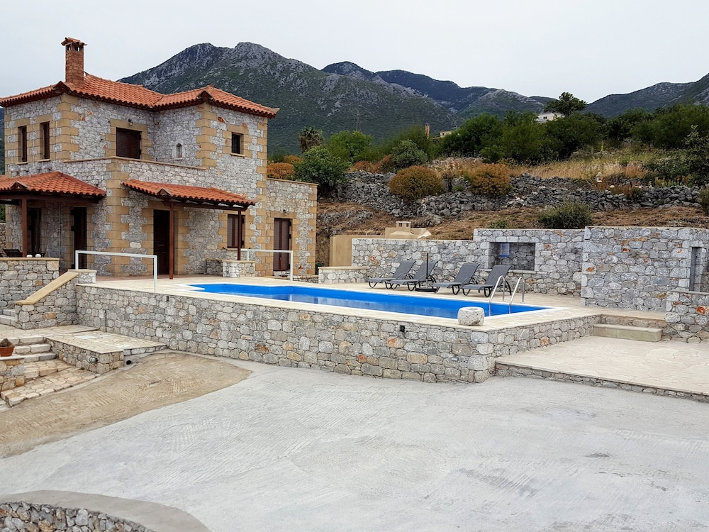 Rathimata villas
