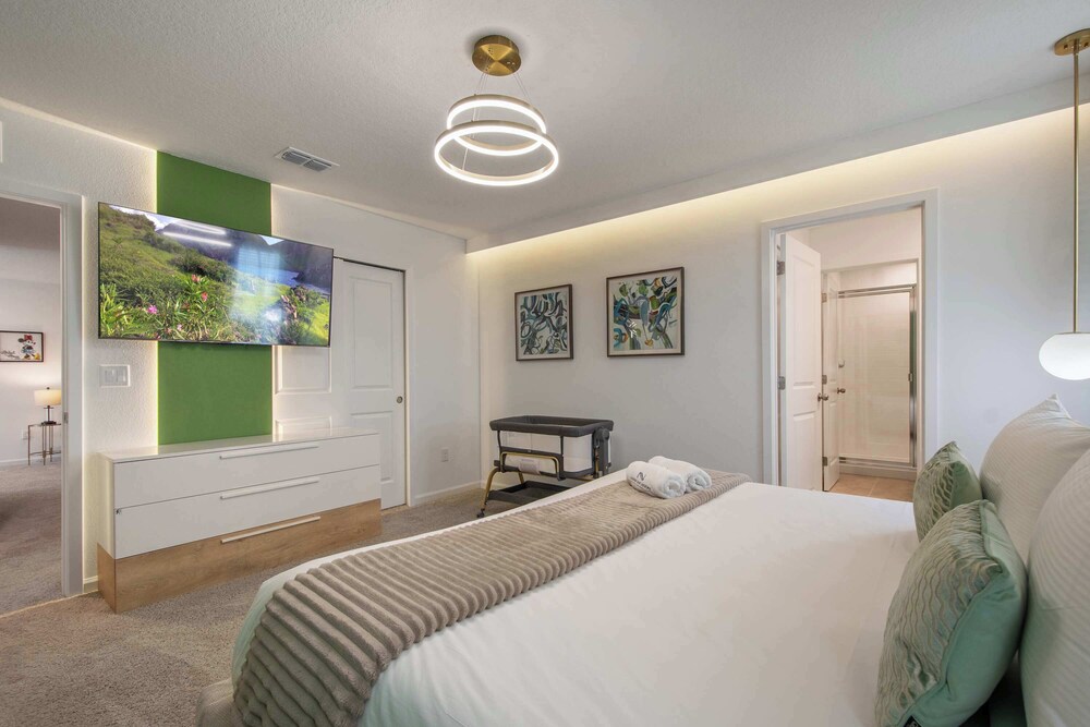 Luxe 9-bedroom Escape With Private Pool & Game Loft Solara Resort Near Disney