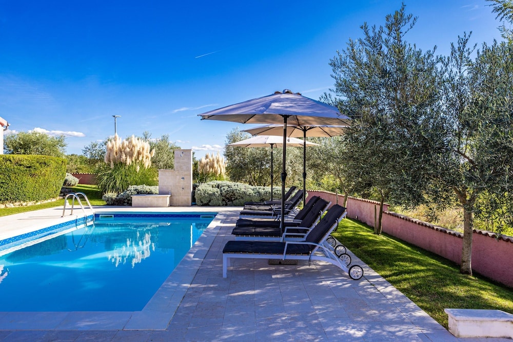 Idyllic Istrian Escape With Pool