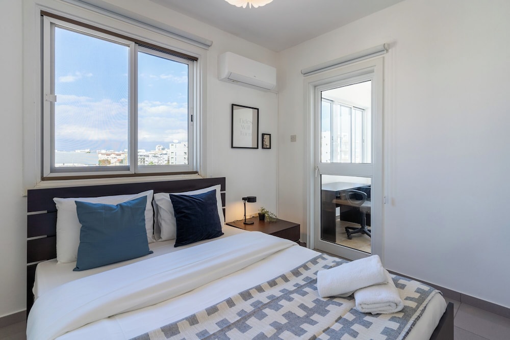 Jayde 2-BR Apt. & Balcony in Larnaca
