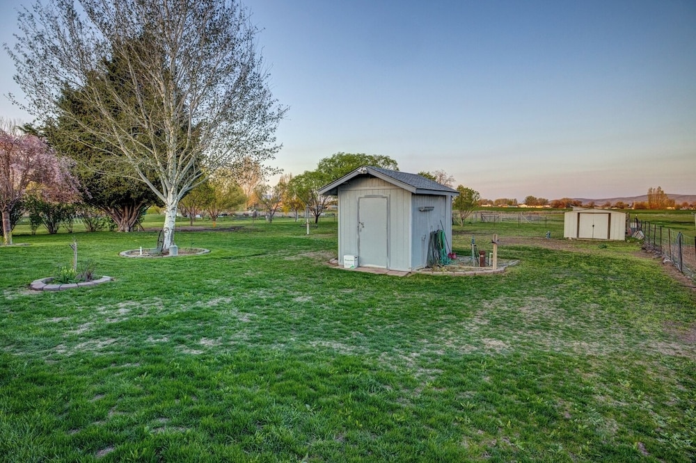 3BR Retreat in Prosser Perfect for Wine Lovers