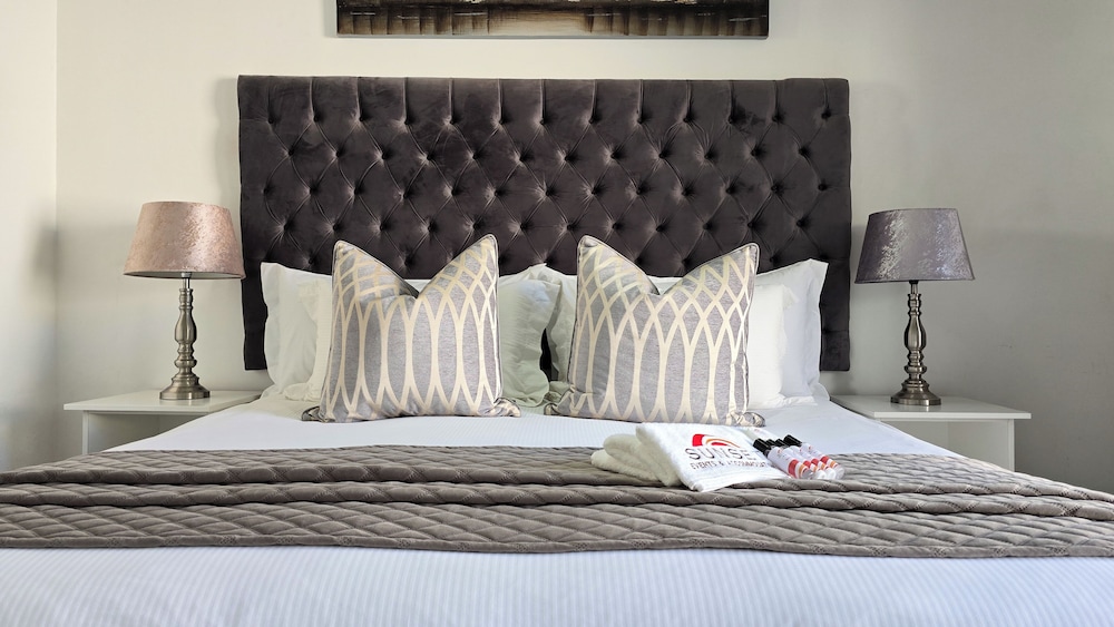 Sunset Events and Accommodation