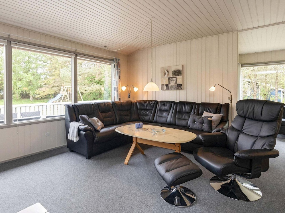 6 Person Holiday Home in Blavand view 4