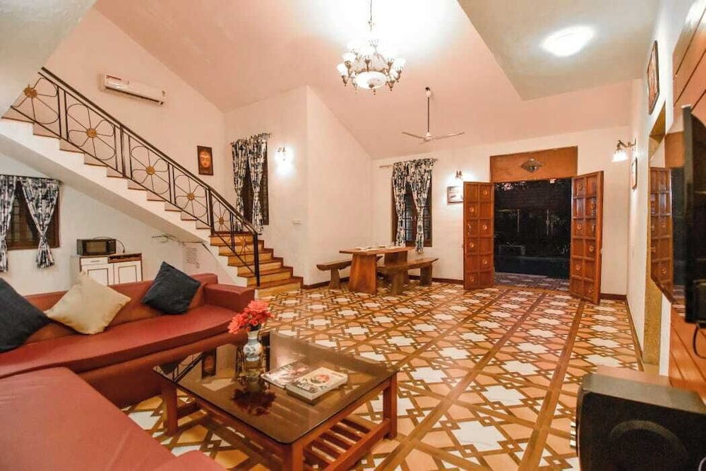 Lavika Stays Villa Palmera