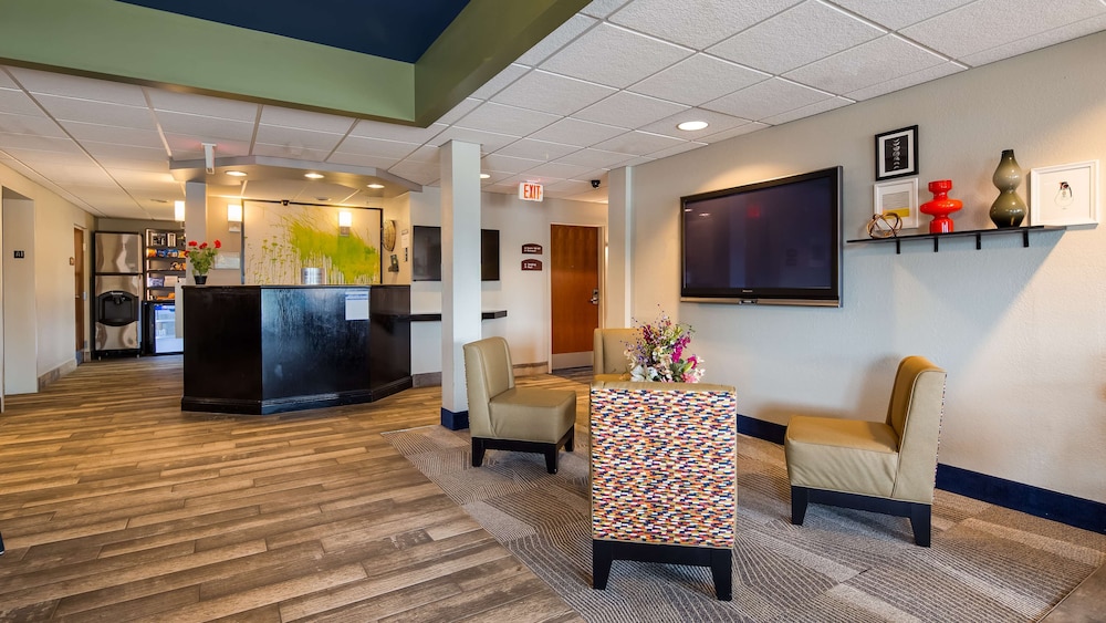 Best Western Nittany Inn Milroy - Property Image 27