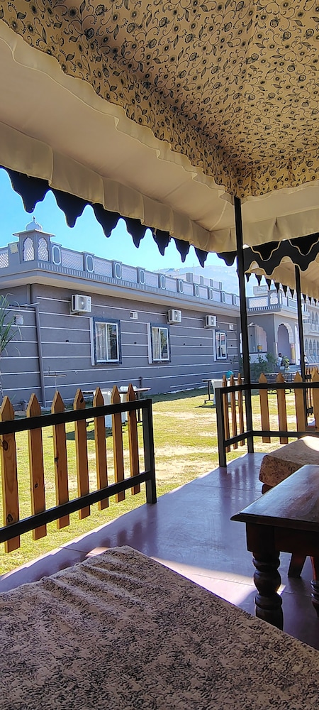 Braham Vatika Resort