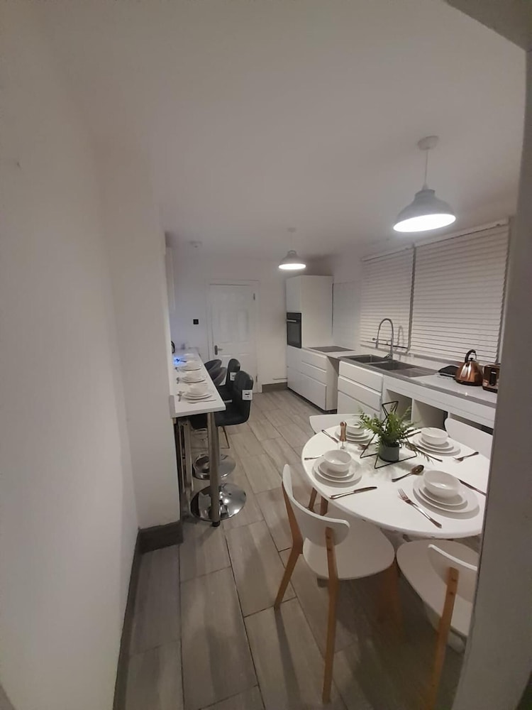 3-bed House in London Self-contained in Ladywell