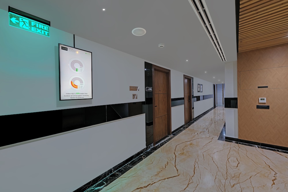 Hays AIR By Ahuja Residences - Golf Course Ext. Road & Sector 51
