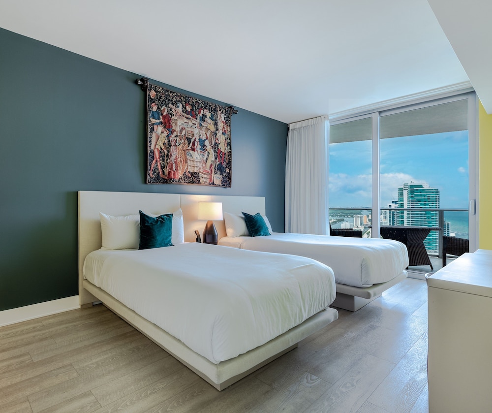 Luxury Living on the Beach w/ Resort Amenities! - Image 2