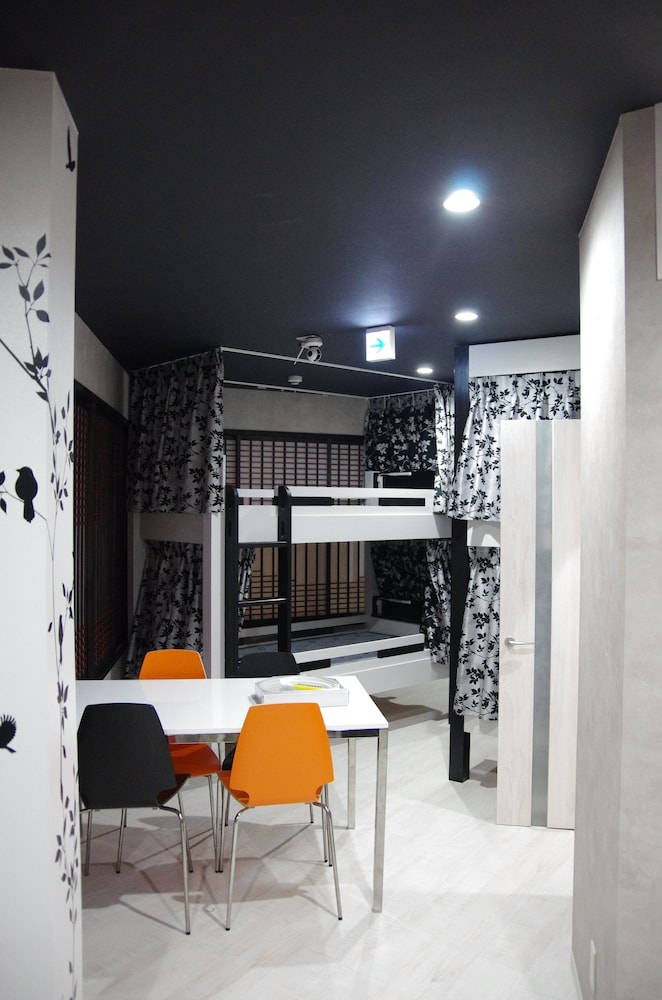 Sora Hostel