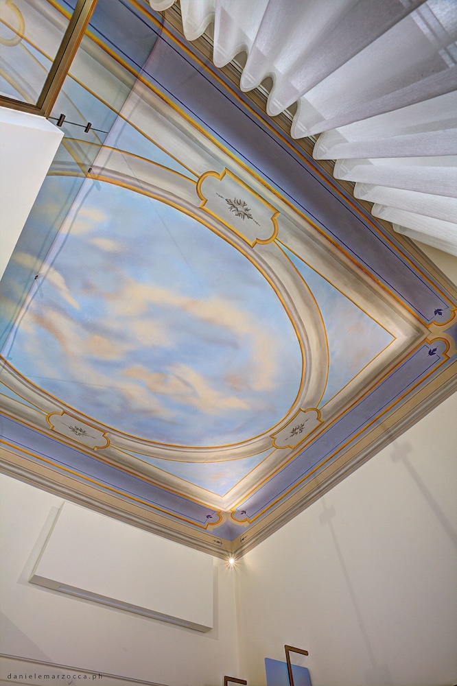 PICCAPANE ROOMS 1886