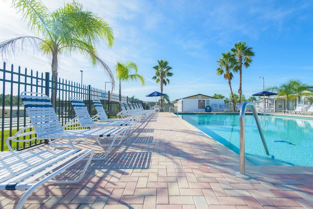 Grove Ridge RV Resort