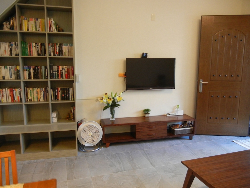 IMEEK Pet Friendly Tourist Home