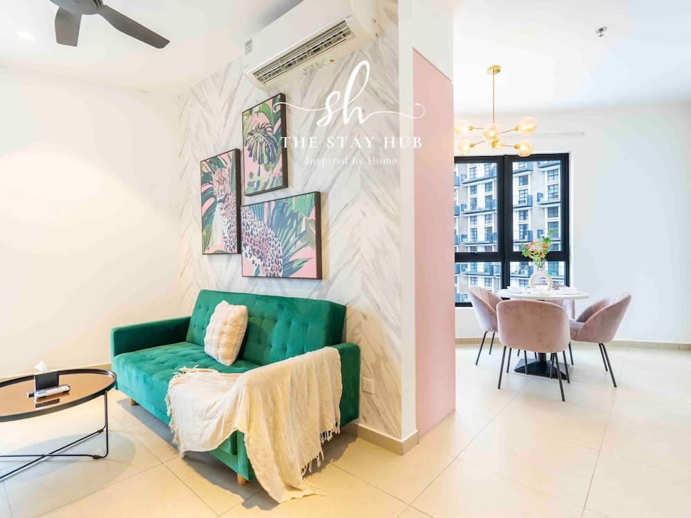 Paxtonz Luxe Suites by The Stay Hub