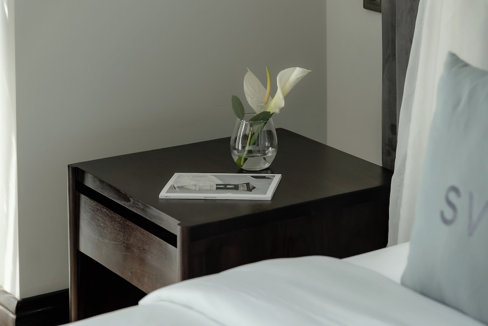 AMO Residences
