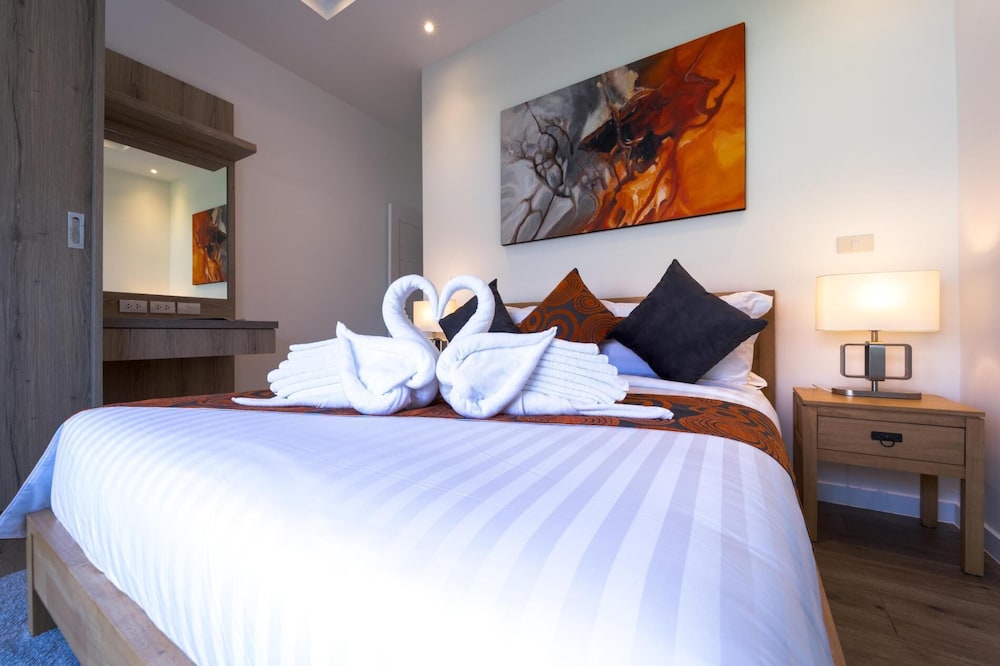 Brand-New Modern 3-Bedroom Villa MB20