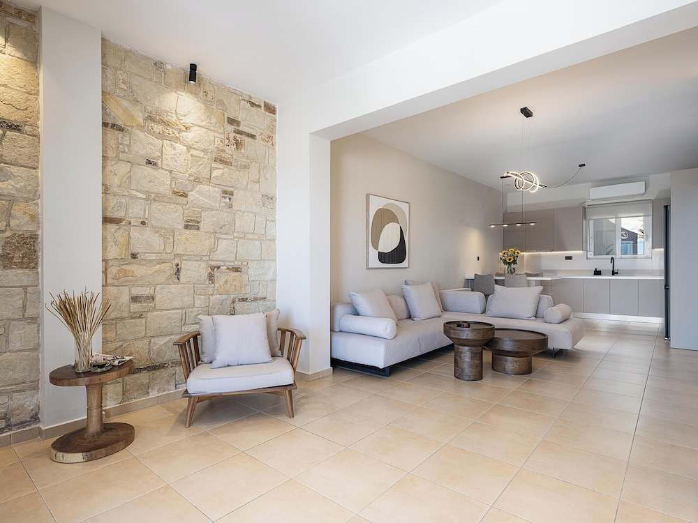 Kymélia Luxury Residences With Sea View