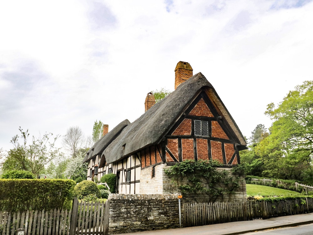 Globe Cottage