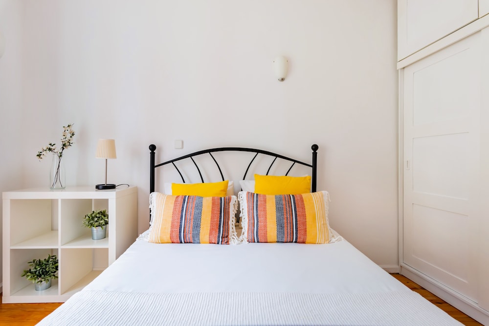 2BR at Chiado Historical Heart of Lisbon view 3