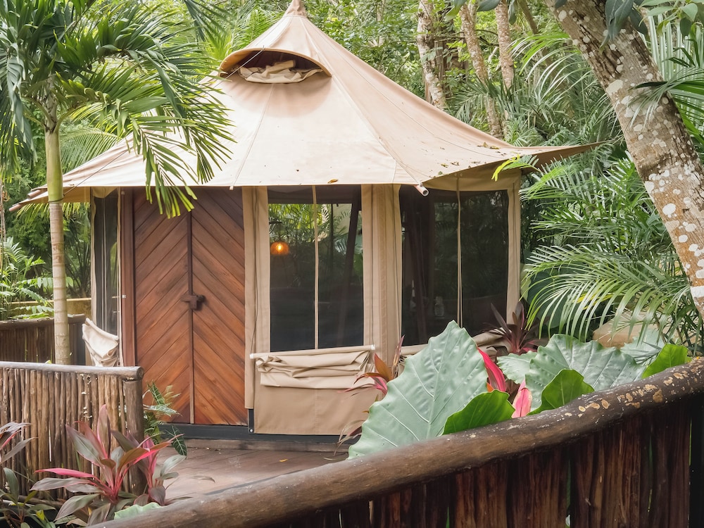 Padma Ha Retreats