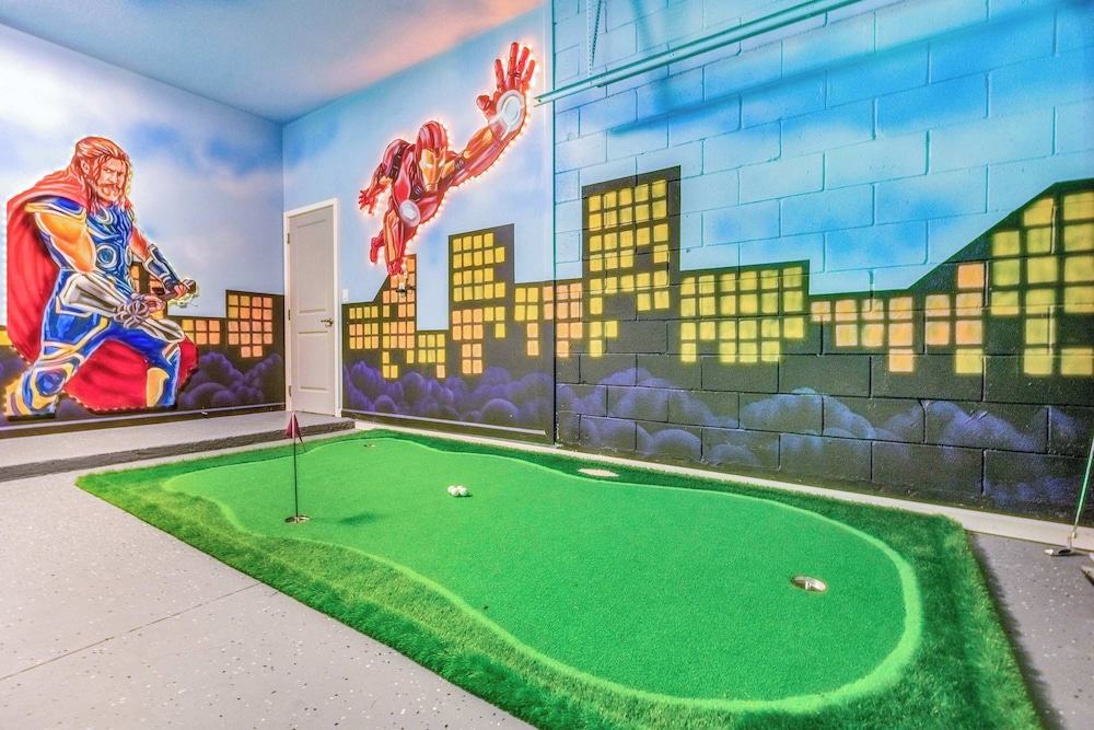 Upstay: Themed Family Home w Pool & Games Room