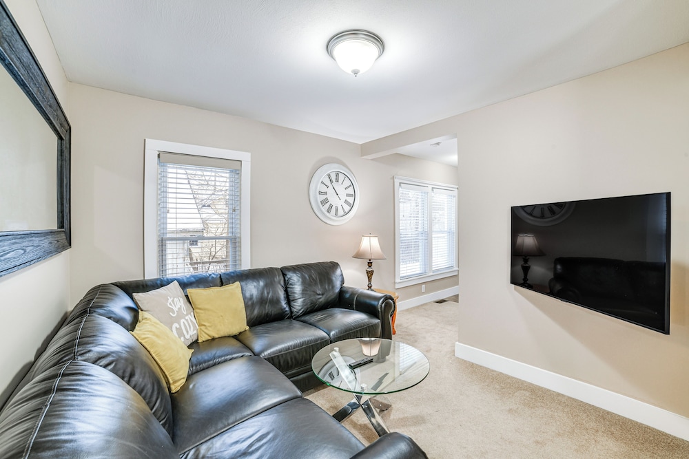 Near Hiking & Skiing: Cozy Home in Cortland!