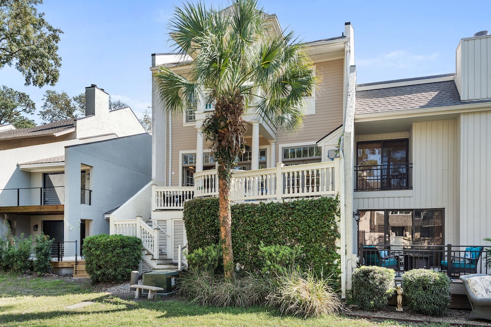 8 Mizzenmast Court at The Sea Pines Resort view 5