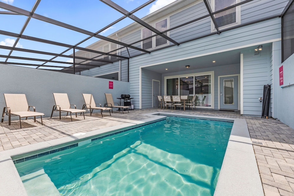1264 Blue Island Drive