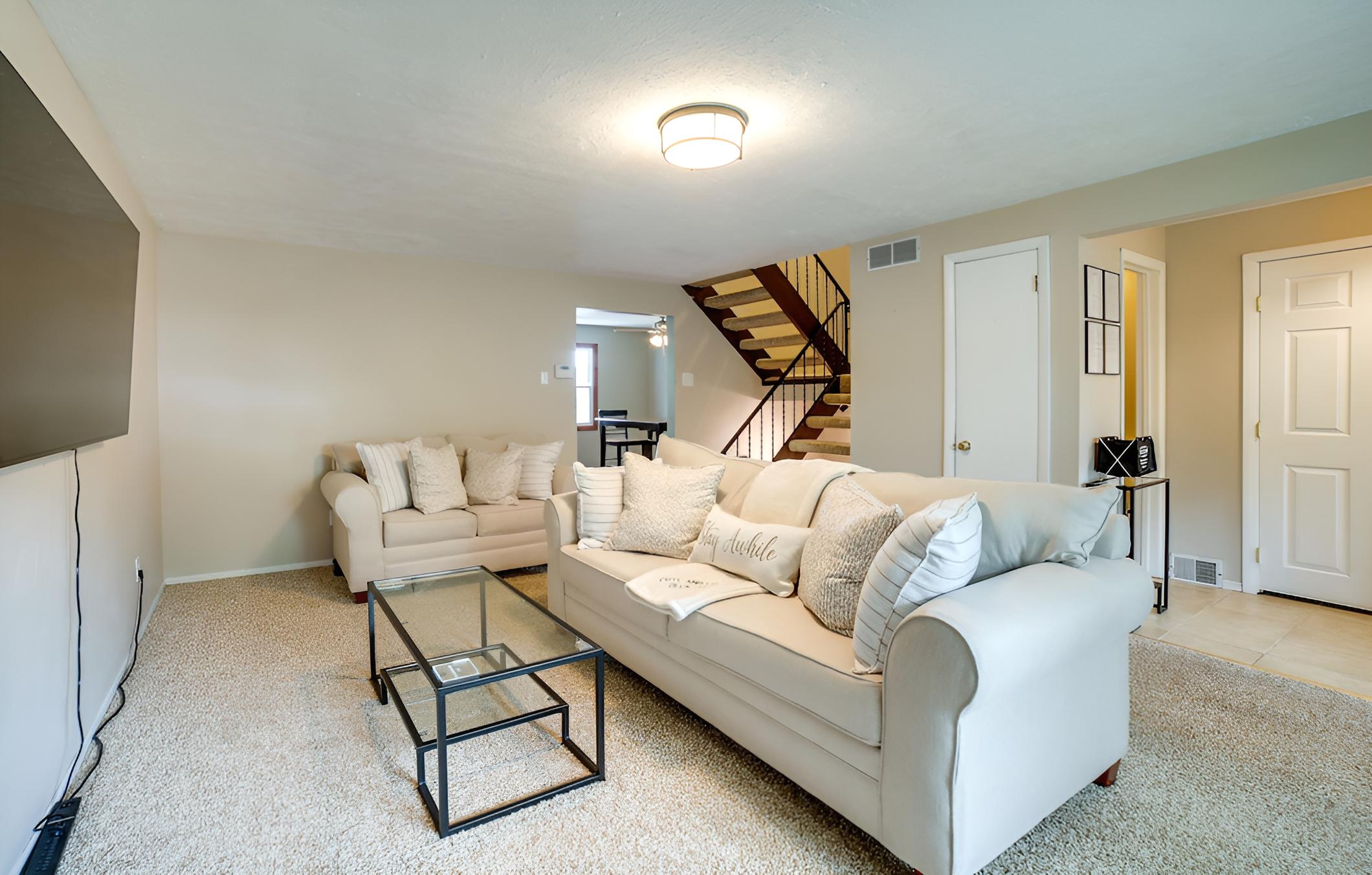 Cozy Pittsburgh Home - 4 Mi to Downtown! view 2