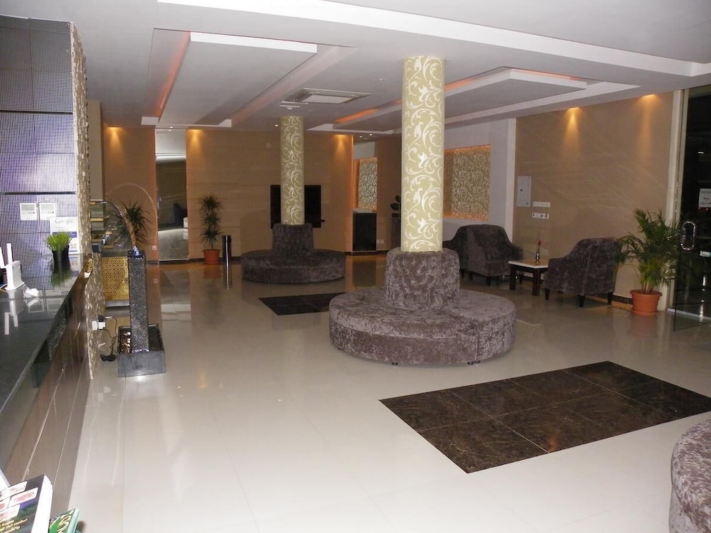 Marahel Al Sulay Apartment