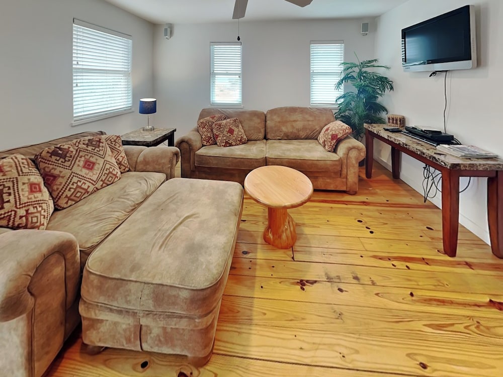Seacasa 18 by Silver Sands Vacation Rentals