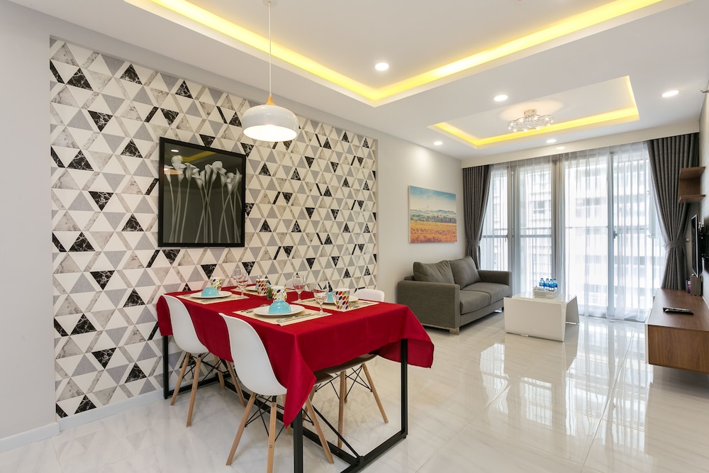 Jennifer Apartment Luxury 2BR SW Pool