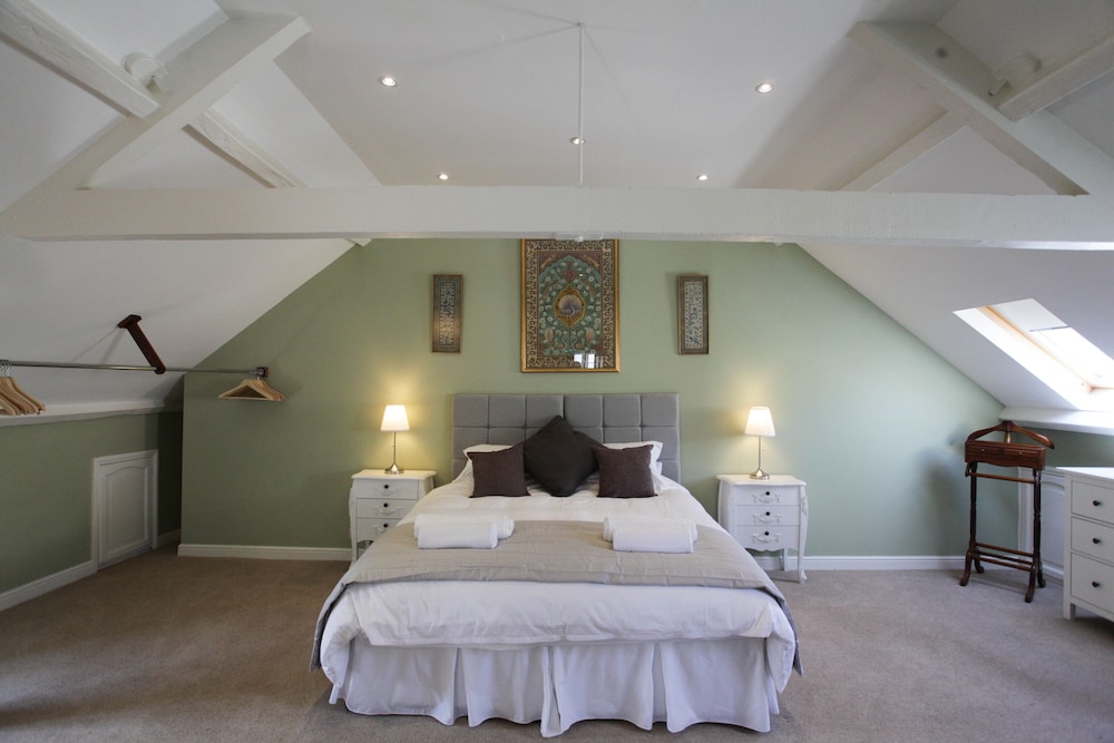 Thistlebank Townhouse view 3