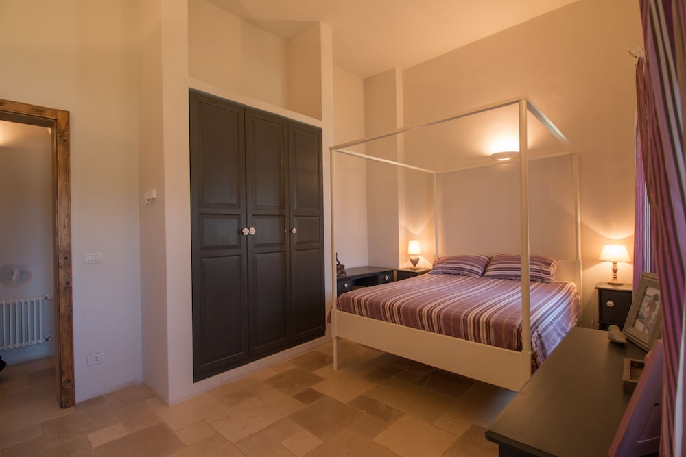 Casale Boara en Mottola