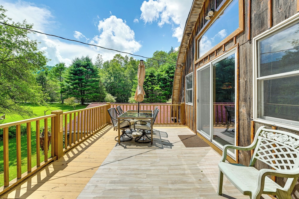 Hike & Fish: Delaware River Cabin w/ Views