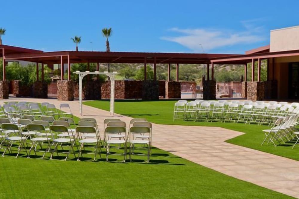 Apache Gold Resort Hotel