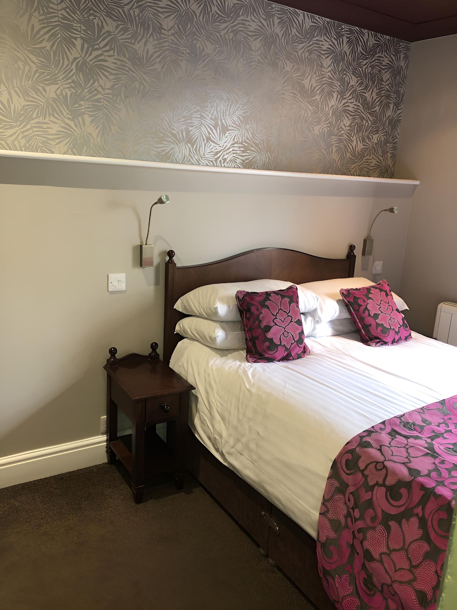 Skegness Vacations - The Vine Hotel - Property Image 11
