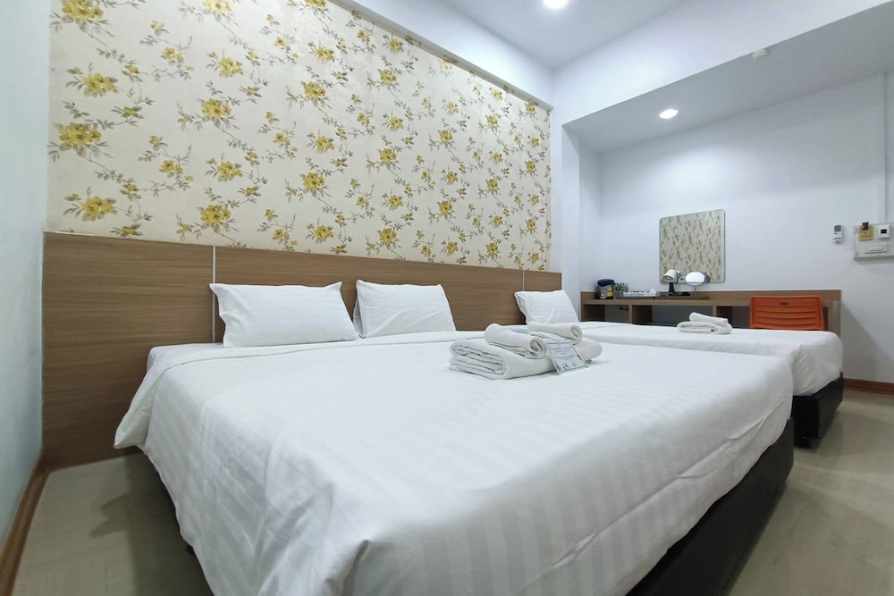Top Inn Hotel