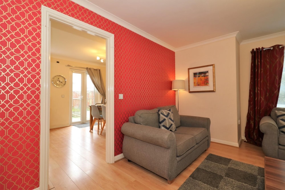 Angus House - Glasgow