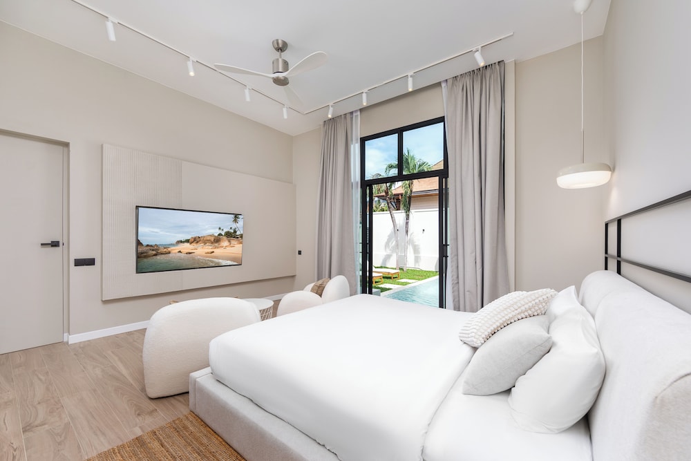Onyx Villas by TropicLook