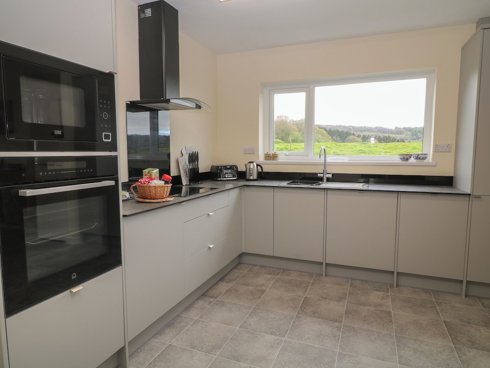 Broadlands Bungalow