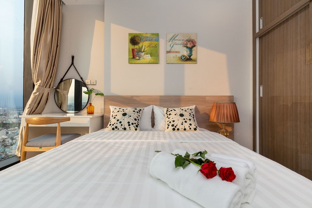 Saigon House Vinhomes Golden River