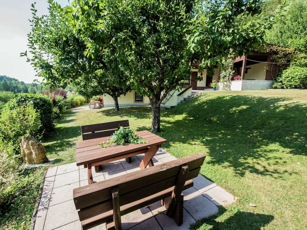 Modish Apartment in Plankenstein near Forest view 3