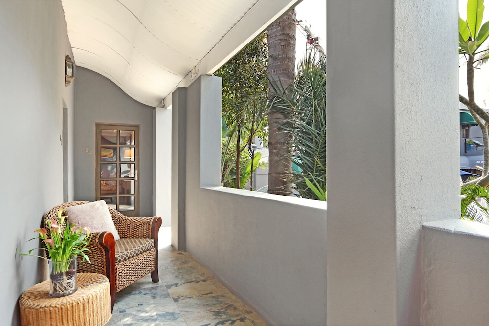 40 Winks Guest House Green Point Cape Town