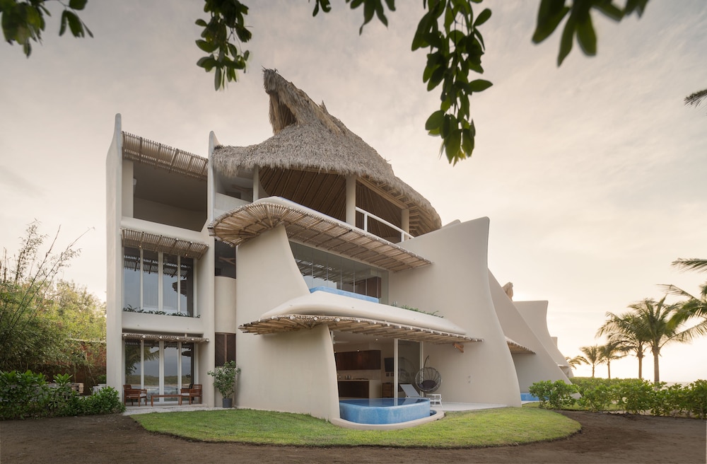 Punta Majahua Condos