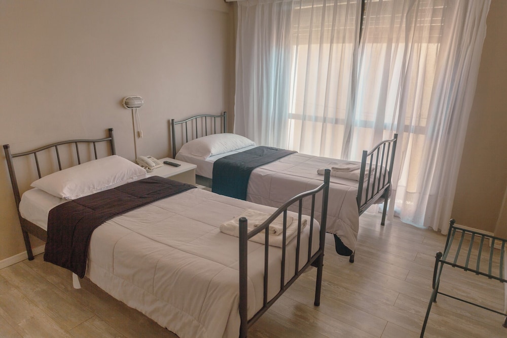 Hostal Rayentray