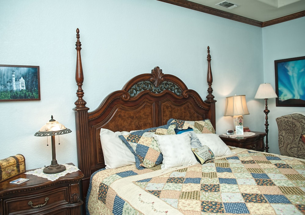 Yellow Rose Inn