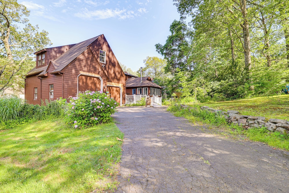 Family Getaway in Bristol Near Trails & Parks!