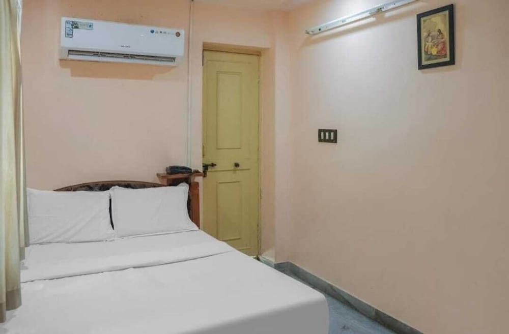 HOTEL SRI KALAGA